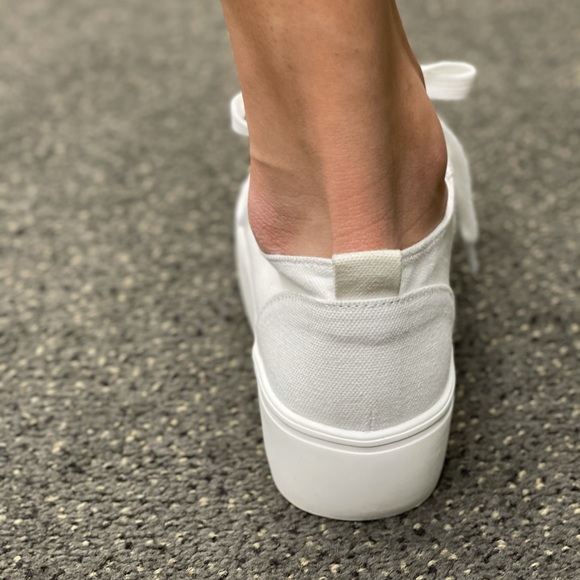 White Canvas sneakers - Picture 12 of 12